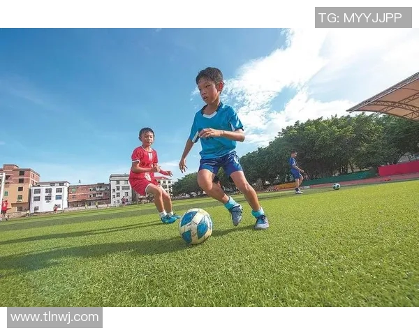 从童年起步的足球巨星们如何在绿茵场上书写传奇人生